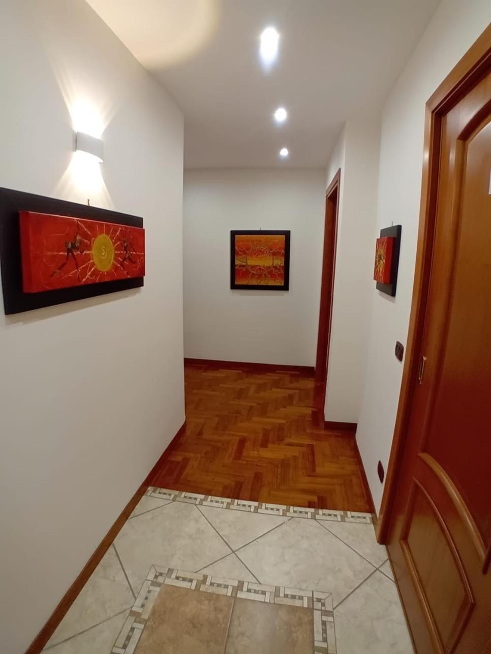 Готель Reginella House Неаполь Екстер'єр фото